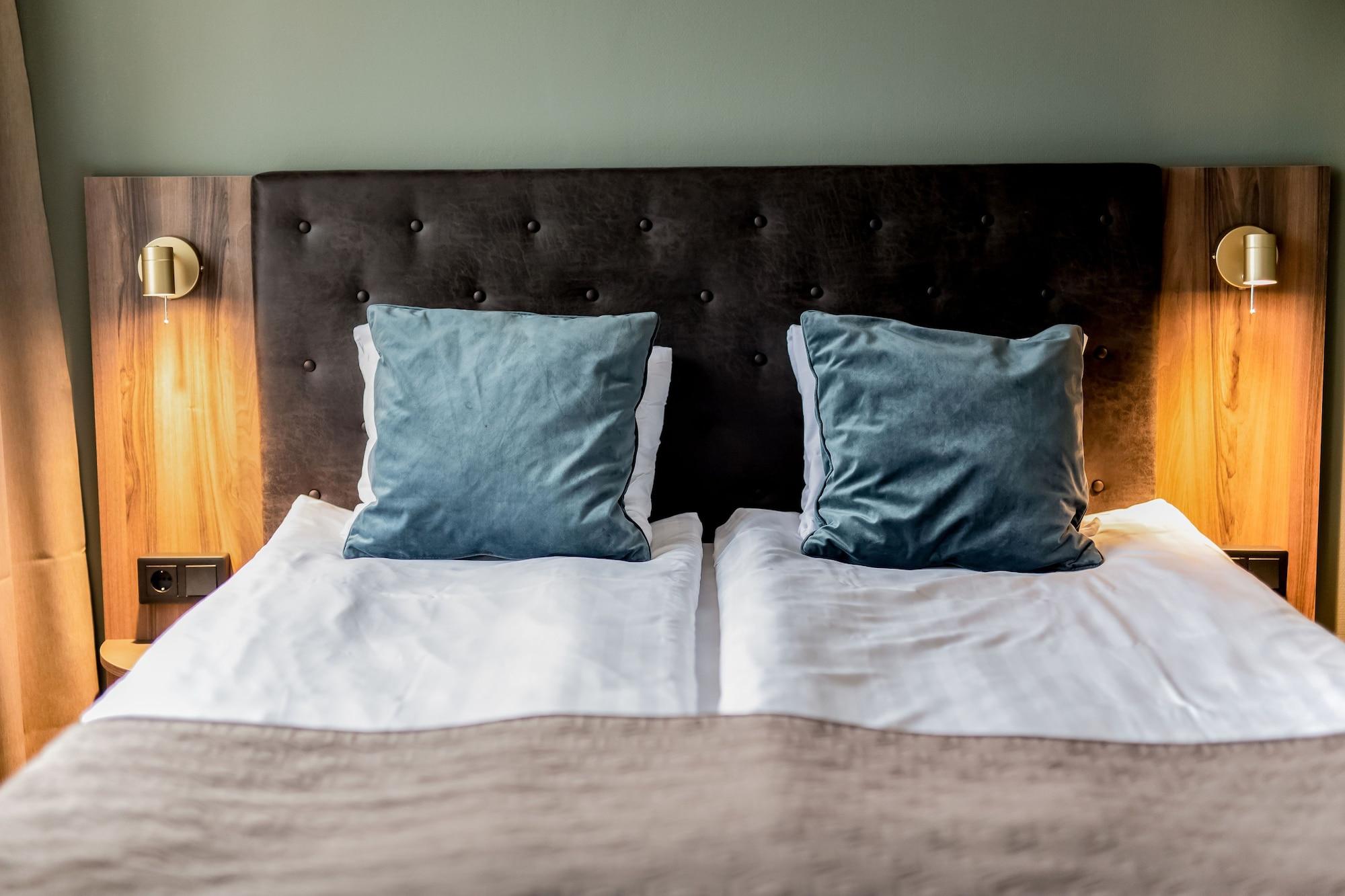 וקשה Home Hotel Cardinal מראה חיצוני תמונה