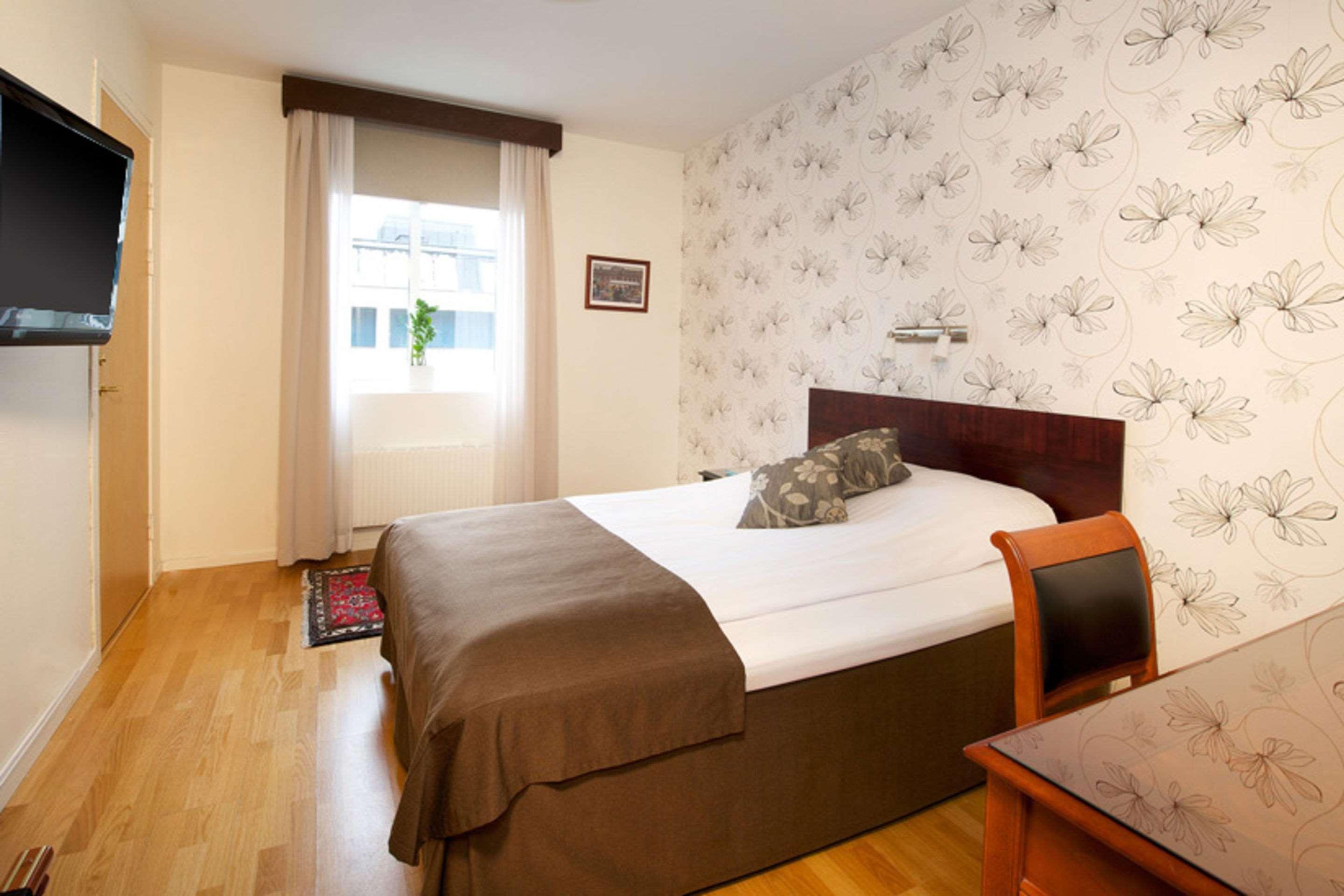 וקשה Home Hotel Cardinal מראה חיצוני תמונה
